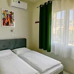 Smart Comfort Roomn2 With Private Bathroom In Location 250m Limassol