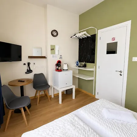 Smart Comfort Roomn2 With Private Bathroom In Location 250m Λεμεσός