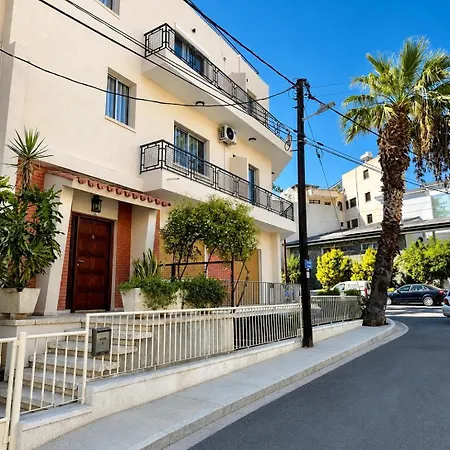 Smart Comfort Roomn2 With Private Bathroom In Location 250m Διαμέρισμα *